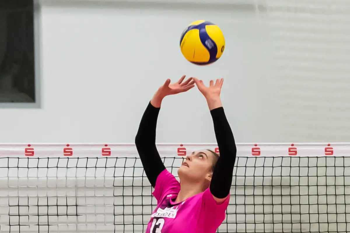 mastering volleyball setting