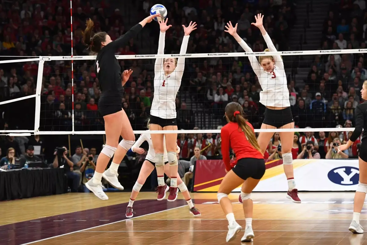 Ultimate Guide To Playing Outside Hitter In Volleyball